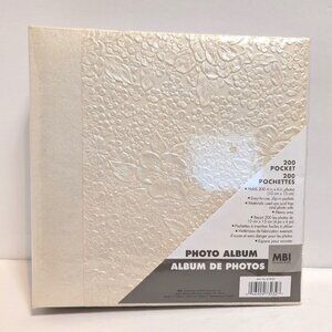 MBI The Album People 200 Pocket Photo Album, Holds 200 4"x6" photos, Photo Safe